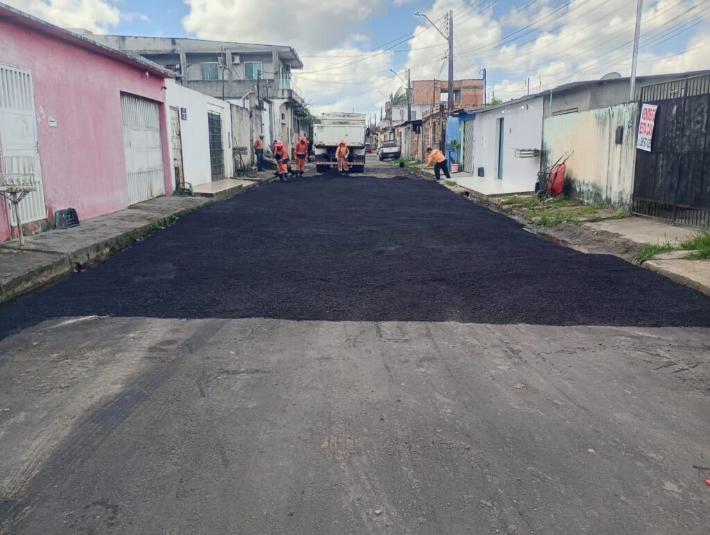 Prefeitura-de-Manaus-intensifica-recuperacao-asfaltica-no-Taruma-e-amplia-melhorias-na-infraestrutura-da-zona-Oeste-3